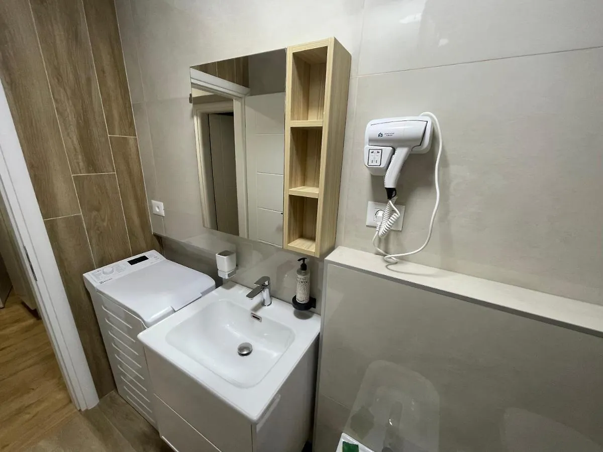 Tirana G&G Apartments 0*,  Albania