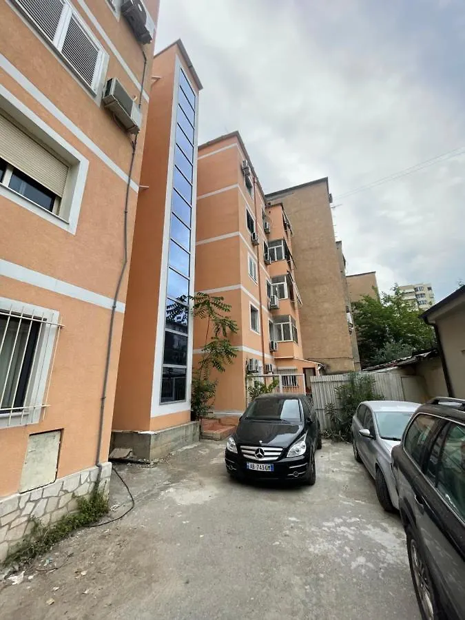 Tirana G&G Apartments 0*,